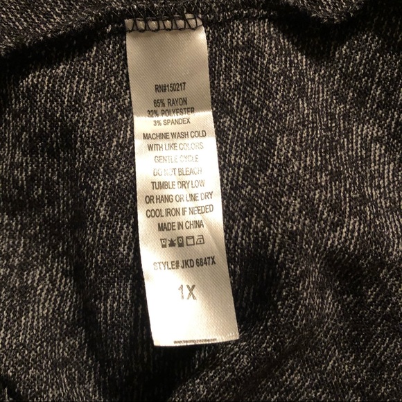 TRY!THIS | Charcoal V-Cut Neck Tunic Dress | 1X - Picture 9 of 9